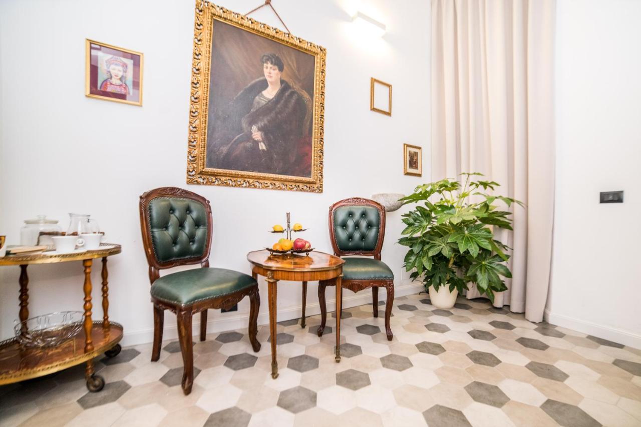 Palazzo Del Duca Piazza Navona Guest House Roma Ngoại thất bức ảnh